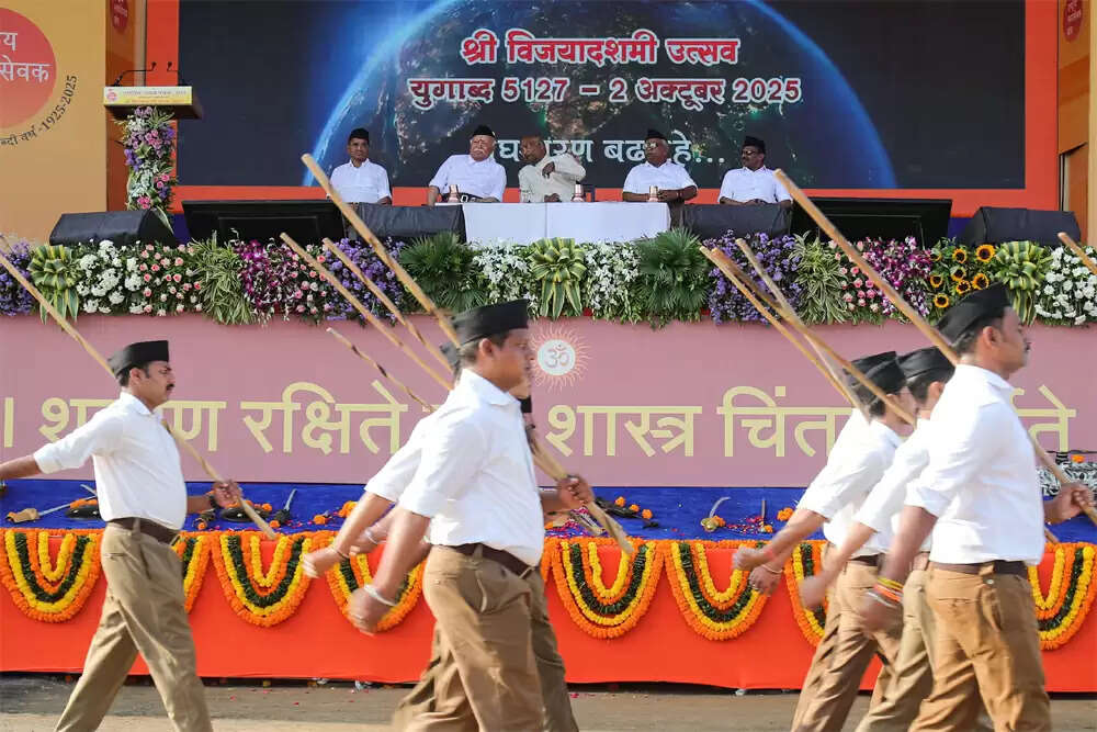 मोहन भागवत और नरेंद्र मोदी का राष्ट्र निर्माण में सहयोग