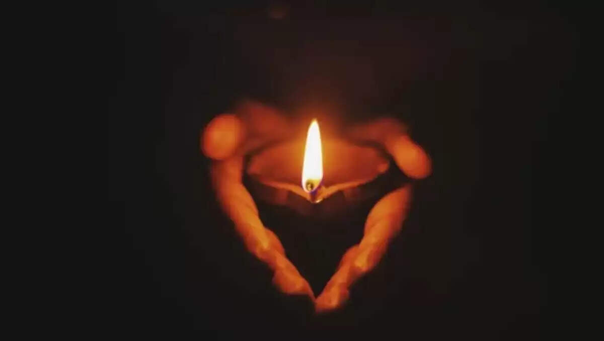 आंखों की सेहत के लिए 5 प्रभावी योगासन