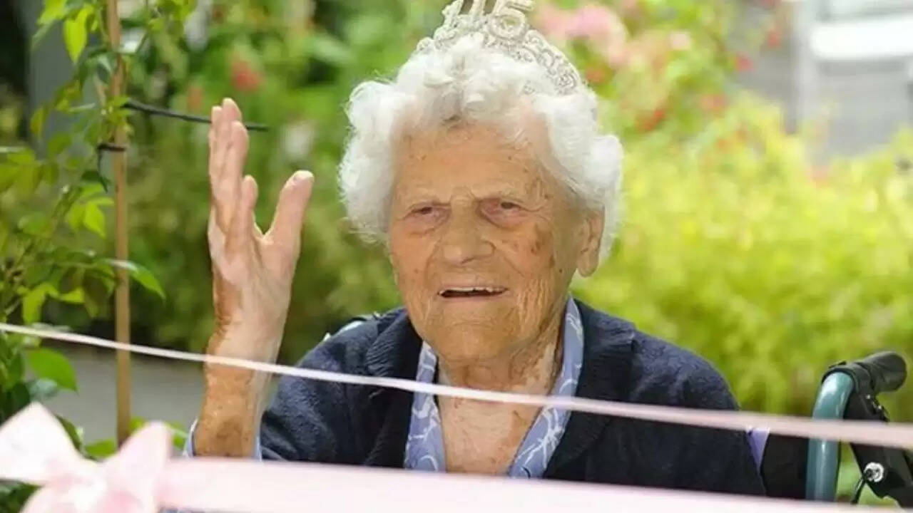 116 वर्षीय एथेल कैटरहम बनीं दुनिया की सबसे बुजुर्ग जीवित महिला