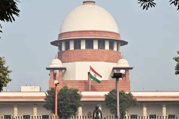 सुप्रीम कोर्ट ने असम की 'पुश बैक' नीति पर सुनवाई से किया इनकार