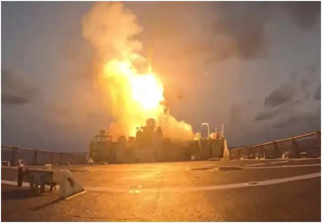 ईरान के इस्फहान में अमेरिकी-इजरायली सैन्य हमले से बढ़ा तनाव