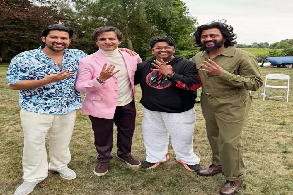 मस्ती 4 की शूटिंग अंतिम चरण में, निर्देशक ने साझा की भावनाएं