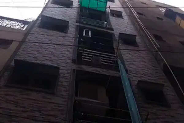 दिल्ली के तुगलकाबाद में आगजनी की साजिश का खुलासा, तीन गिरफ्तार