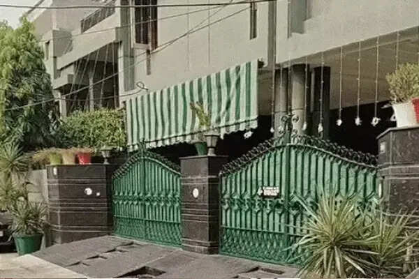 CBI की छापेमारी: पूर्व DIG हरचरण सिंह भुल्लर पर रिश्वत के आरोप