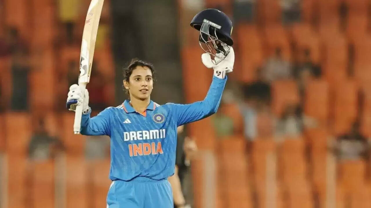 स्मृति मंधाना ने ICC वनडे रैंकिंग में फिर से शीर्ष स्थान प्राप्त किया