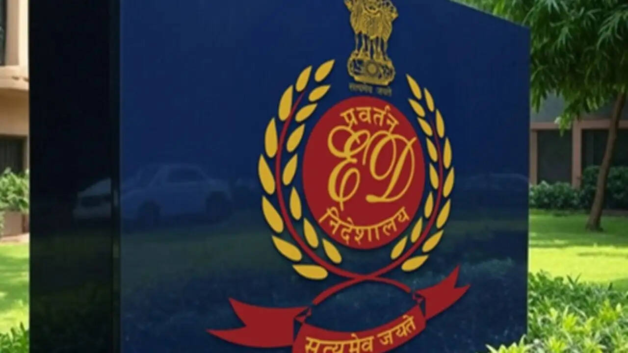 कोलकाता में ED की छापेमारी: रियल एस्टेट कारोबारी सोना पप्पू पर मनी लॉन्ड्रिंग के आरोप