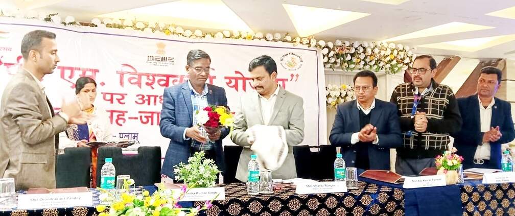 पीएम विश्वकर्मा योजना से कारीगरों-शिल्पकारों को स्टार्टअप के लिए मिलेगा तीन लाख तक लोन