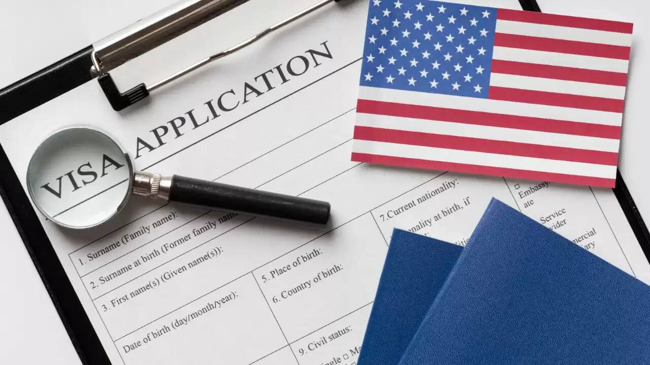 H-1B वीजा प्रणाली में महत्वपूर्ण बदलाव: उच्च वेतन वाले श्रमिकों को मिलेगी प्राथमिकता