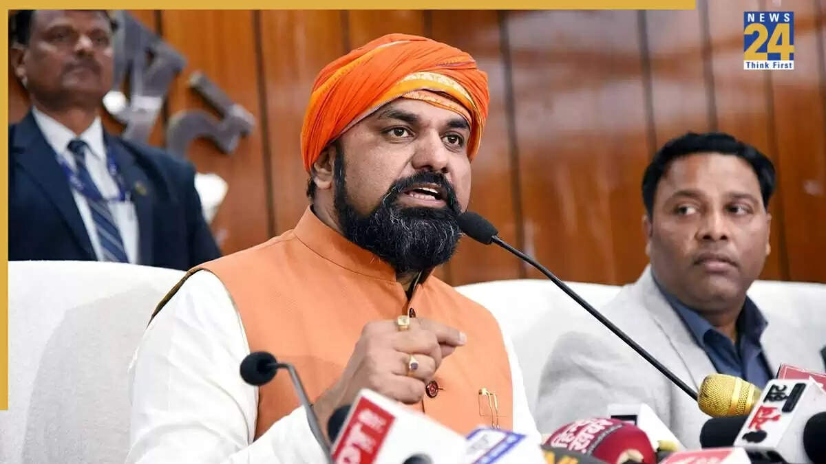 प्रधानमंत्री मोदी का बिहार दौरा: 40 हजार करोड़ की योजनाओं का उद्घाटन