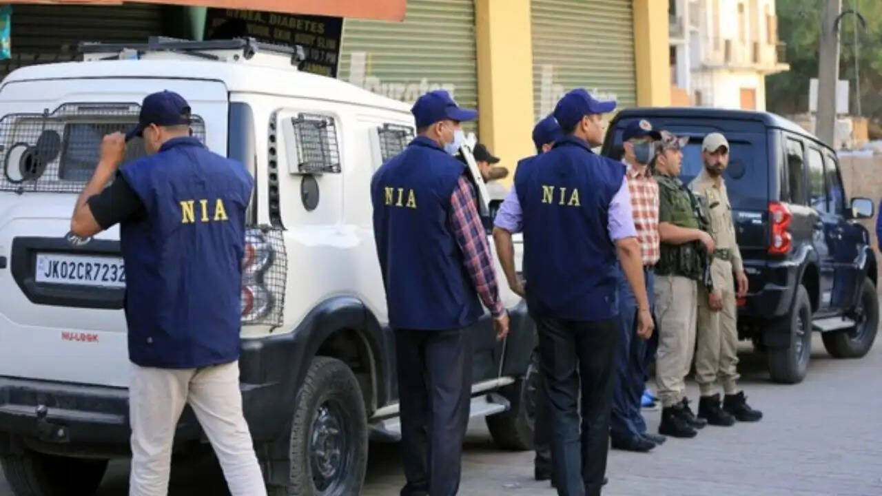 जम्मू-कश्मीर में जमात-ए-इस्लामी के खिलाफ NIA का बड़ा ऑपरेशन
