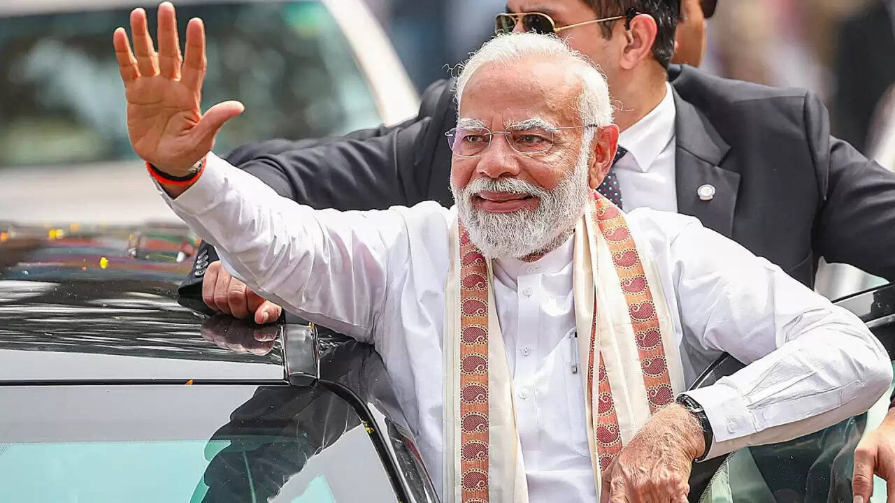 2025 चुनावों के लिए सर्वे: NDA को मिल सकती है बहुमत से अधिक सीटें