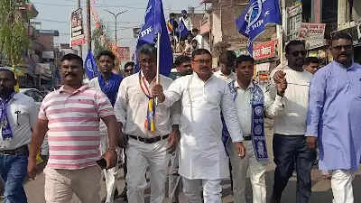 सोनौली में अंबेडकर जयंती पर भव्य बाइक रैली का आयोजन