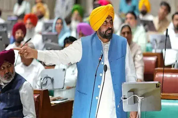 पंजाब में न्यूनतम मजदूरी में 15% की वृद्धि, श्रमिकों को मिला बड़ा तोहफा