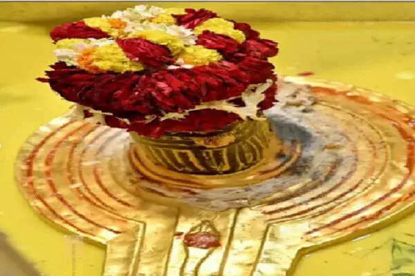 मार्च की शुरुआत रवि प्रदोष व्रत से, जानें शुभ और अशुभ मुहूर्त