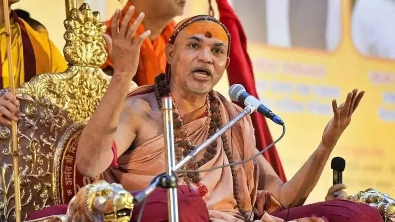 स्वामी अविमुक्तेश्वरानंद ने गोवंश की रक्षा के लिए नया डिजिटल प्लेटफॉर्म 'Go-LX' लॉन्च किया