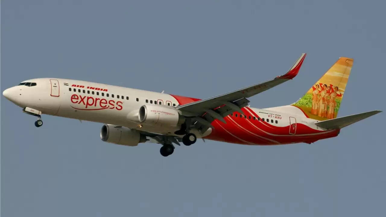 Air India Express पर सुरक्षा मानकों की अनदेखी के आरोप: DGCA की जांच जारी