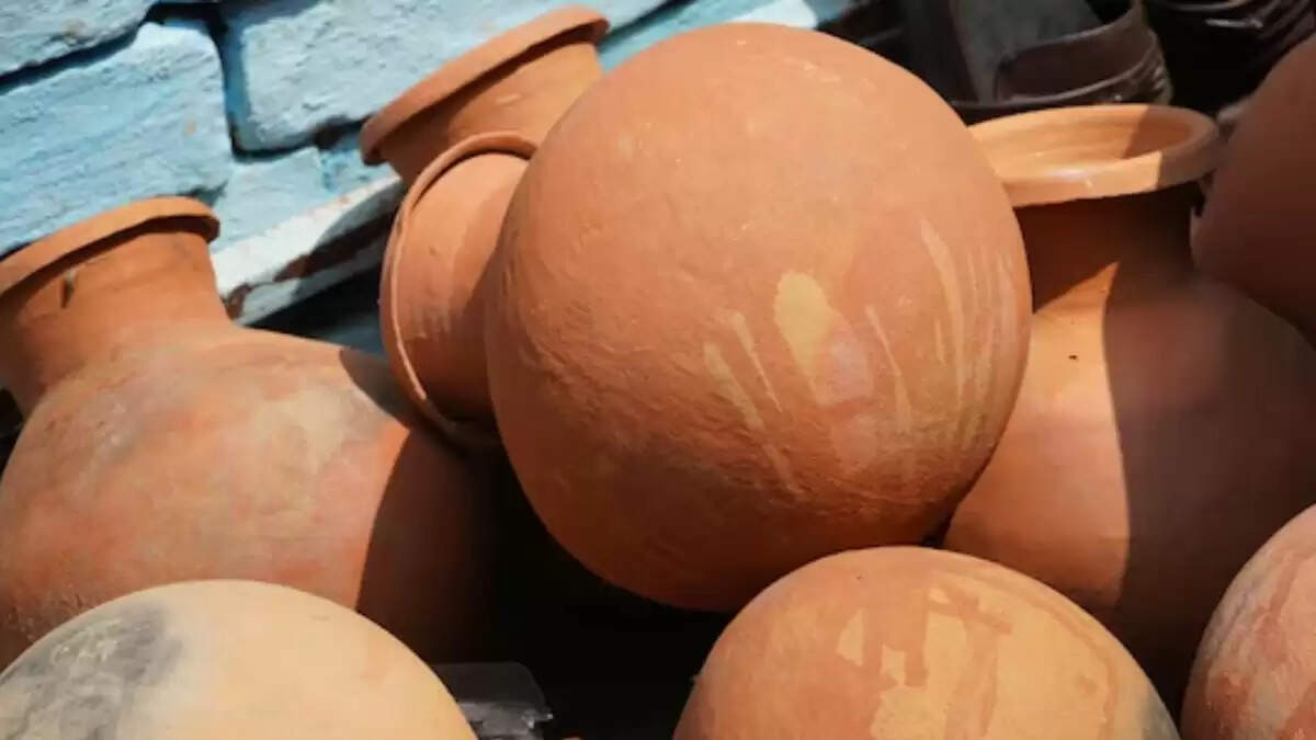 रातभर मटके में रखा पानी: सेहत के लिए अद्भुत लाभ