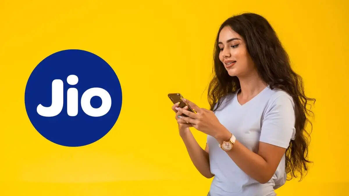 Jio का नया ₹200 प्लान: Airtel और Vi को दी चुनौती!