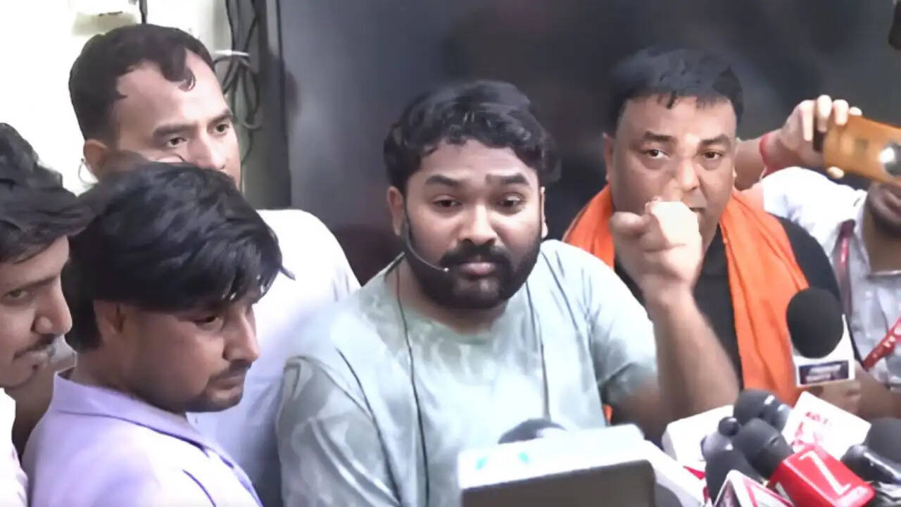 रौशन आनंद का जेल से बाहर आकर बड़ा खुलासा: जान का खतरा और साजिश का आरोप