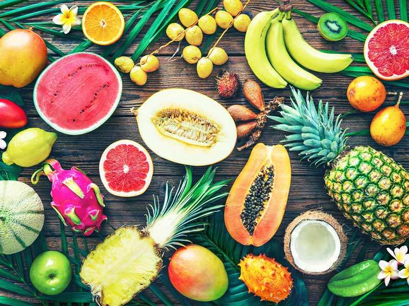 पेट की समस्याओं से राहत पाने के लिए फलों का सेवन करें