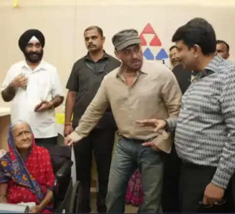 सलमान खान का वायरल वीडियो: फैंस की चिंता बढ़ी