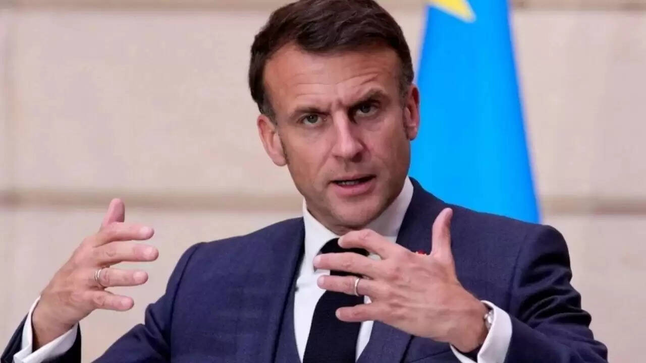 फ्रांस का नया कानून: बच्चों के लिए सोशल मीडिया पर रोक