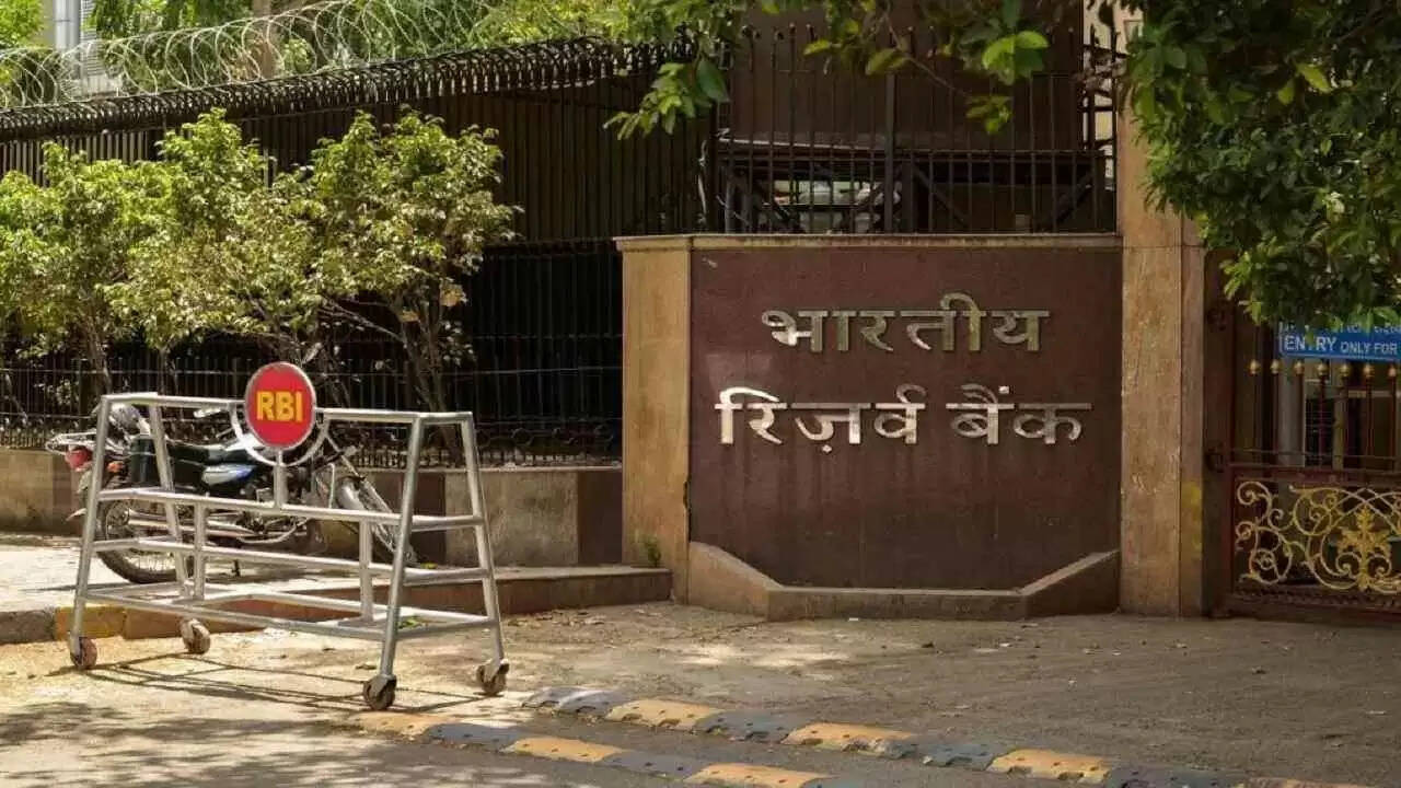 RBI का नया नियम: KYC अपडेट न कराने पर बैंक खाता हो सकता है निष्क्रिय