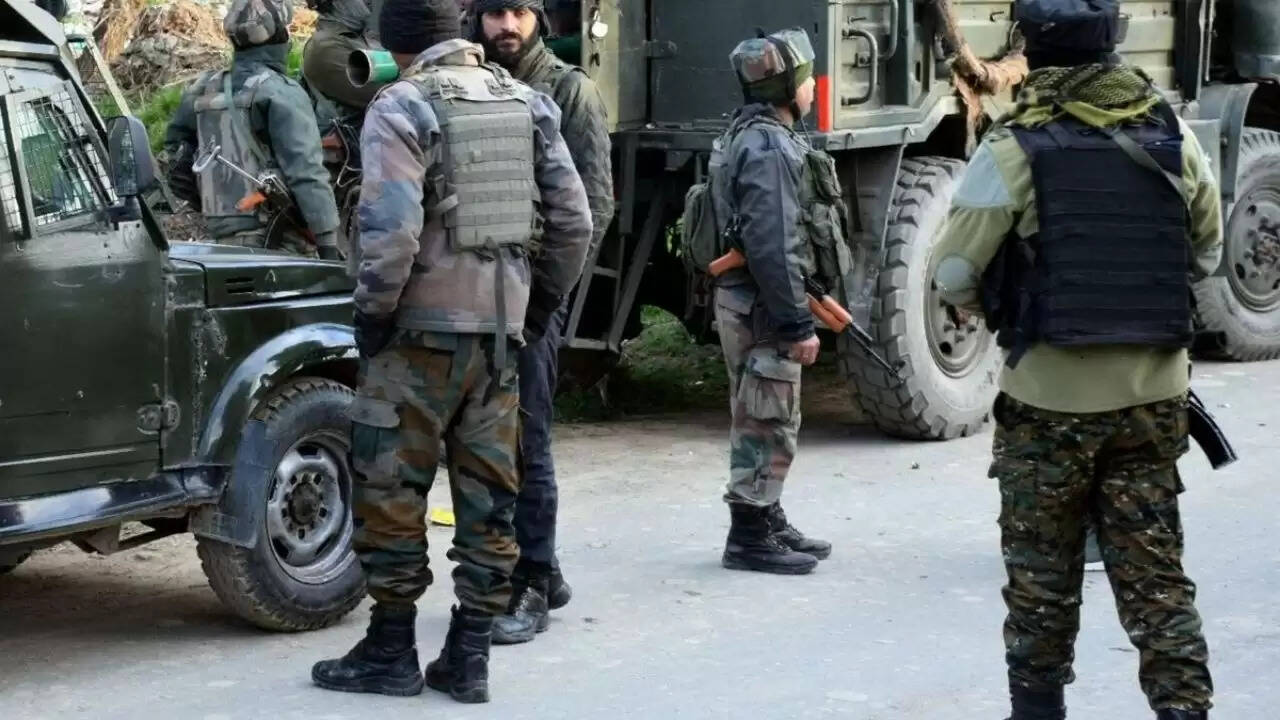उधमपुर में आतंकवादियों के साथ मुठभेड़ में जवान घायल
