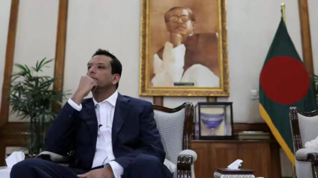 बांग्लादेश में चुनावी संकट: शेख हसीना के बेटे की चेतावनी और बढ़ता तनाव