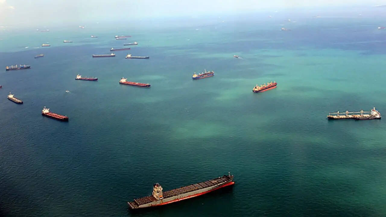 इंडोनेशिया के वित्त मंत्री का बयान: मलक्का स्ट्रेट पर टोल वसूली की योजना नहीं