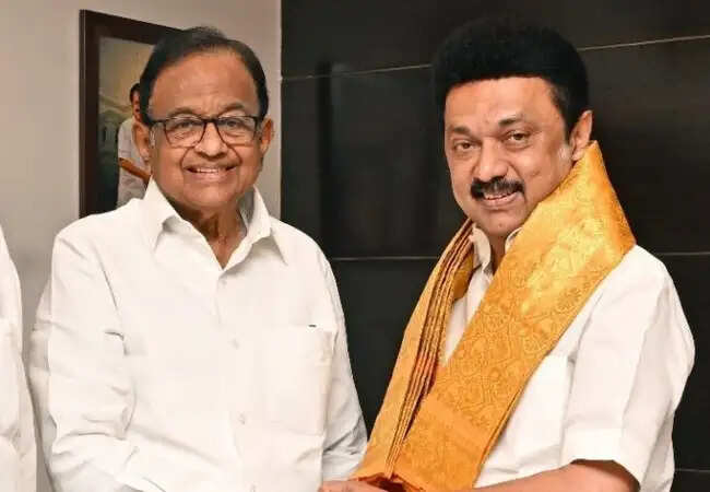 तमिलनाडु चुनावों में DMK और कांग्रेस के बीच सीट शेयरिंग पर बातचीत तेज