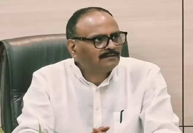 चिकित्सा शिक्षा विभाग में संयुक्त निदेशक की नियुक्ति में नियमों की अनदेखी