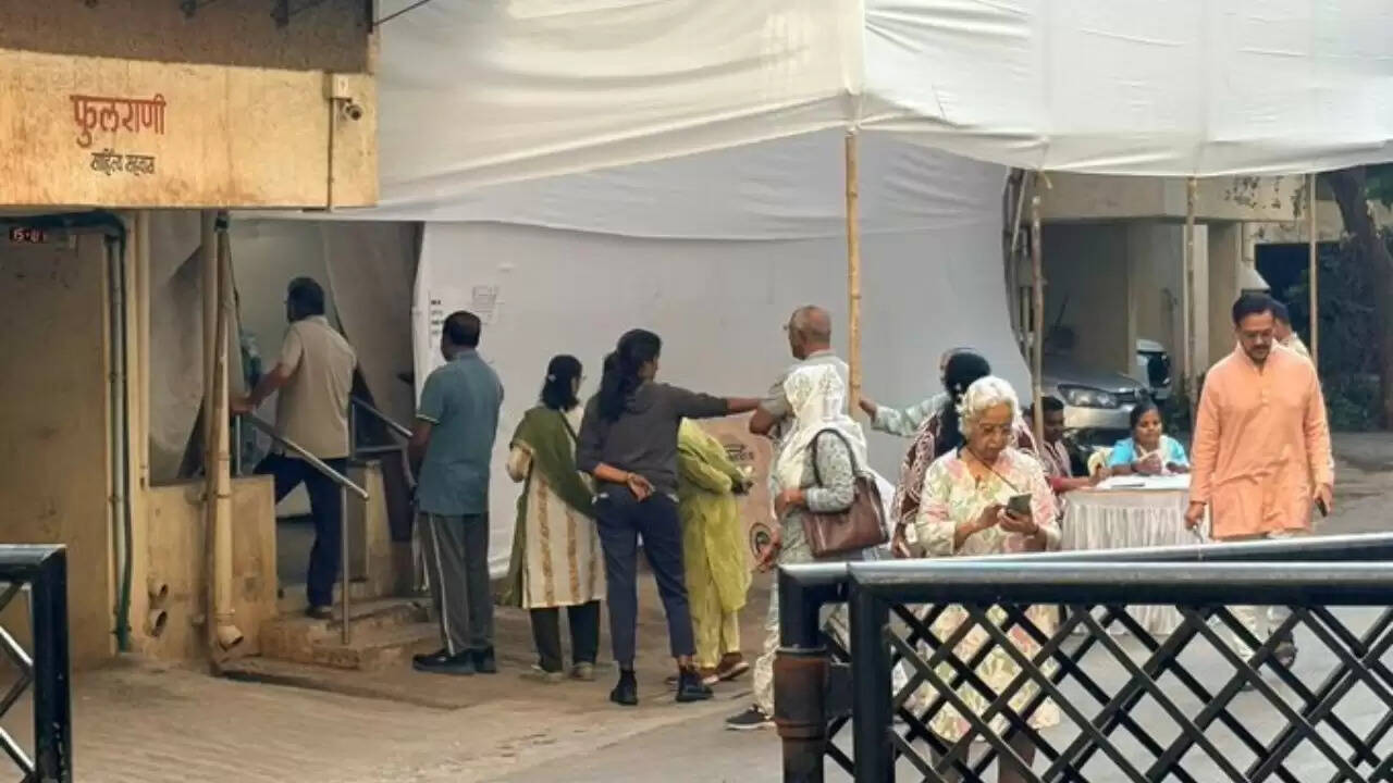 महाराष्ट्र में नगर निगम चुनाव: मतदान प्रक्रिया और परिणाम की तैयारी