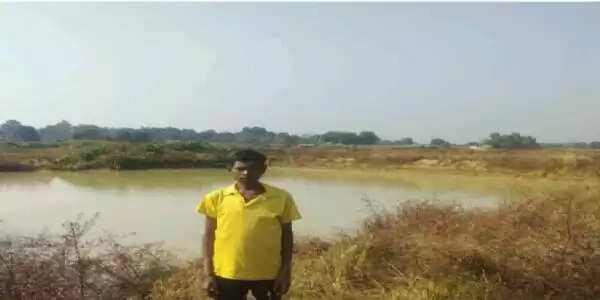 बलरामपुर&nbsp;:&nbsp;मनरेगा से बदली किसान की किस्मत, डबरी निर्माण ने खेती को दिया नया सहारा