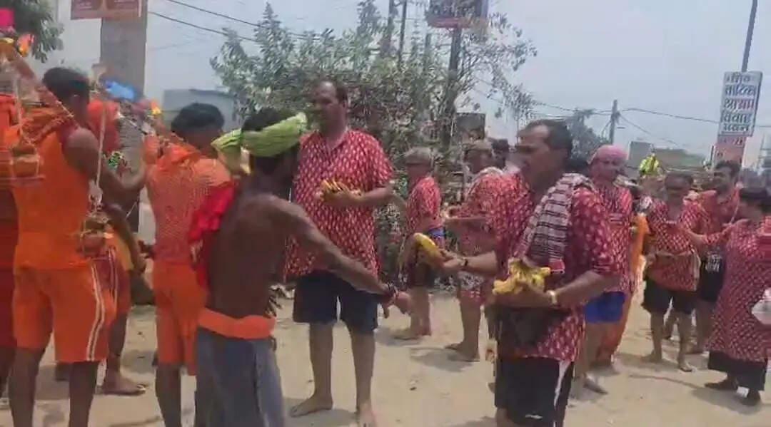 आस्था के रंग: 25 वर्षों से अनूठी सेवा दे रहा ‘मद्रास कांवड़ संघ
