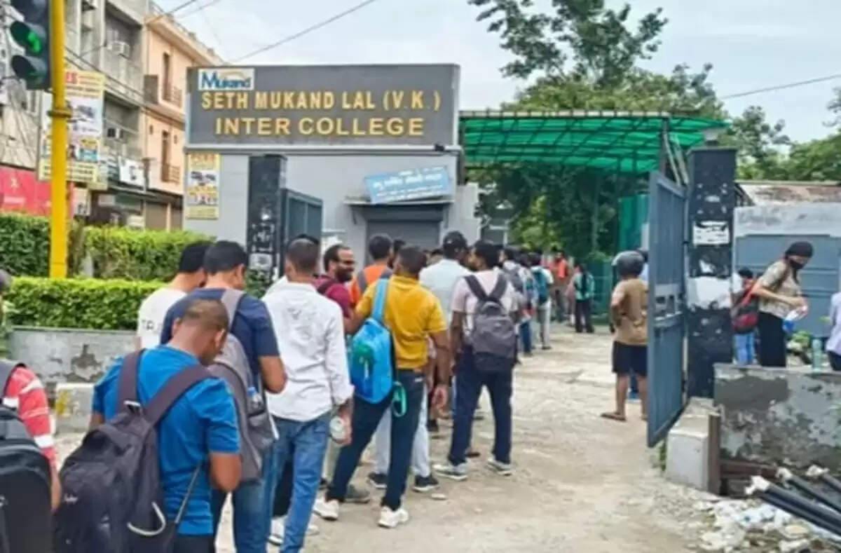 गाजियाबाद में RO-ARO परीक्षा: 23800 अभ्यर्थियों के लिए सुरक्षा के कड़े इंतजाम
