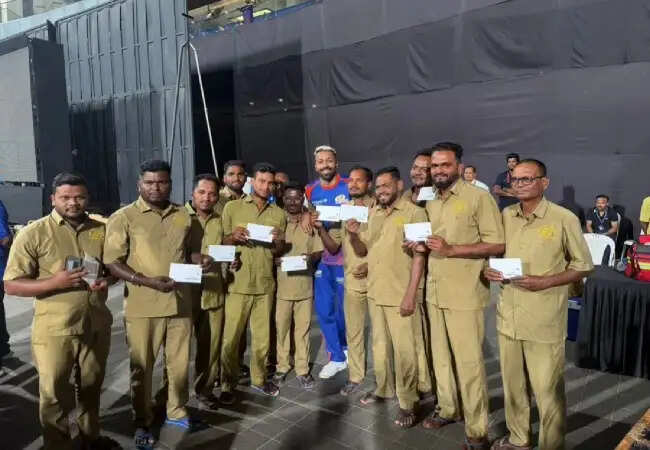 हार्दिक पांड्या ने निभाई अपनी वादा, ग्राउंडस्टाफ को दिए 10 लाख रुपये