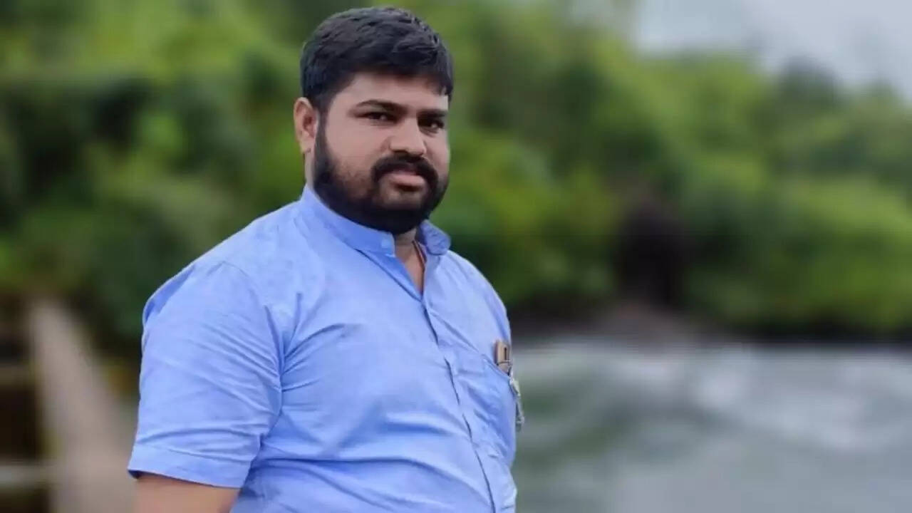 कर्नाटक में पथराव मामले में मिले अश्लील वीडियो से राजनीतिक हलचल