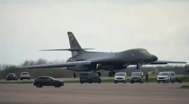 इटली ने अमेरिका को दिया बड़ा झटका, सैन्य विमानों को दी अनुमति से किया इनकार