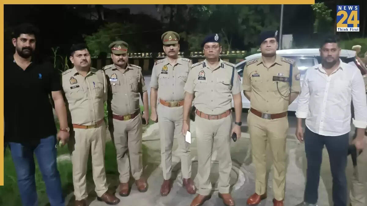 नोएडा में पुलिस की मुठभेड़: बाइक सवार बदमाश घायल