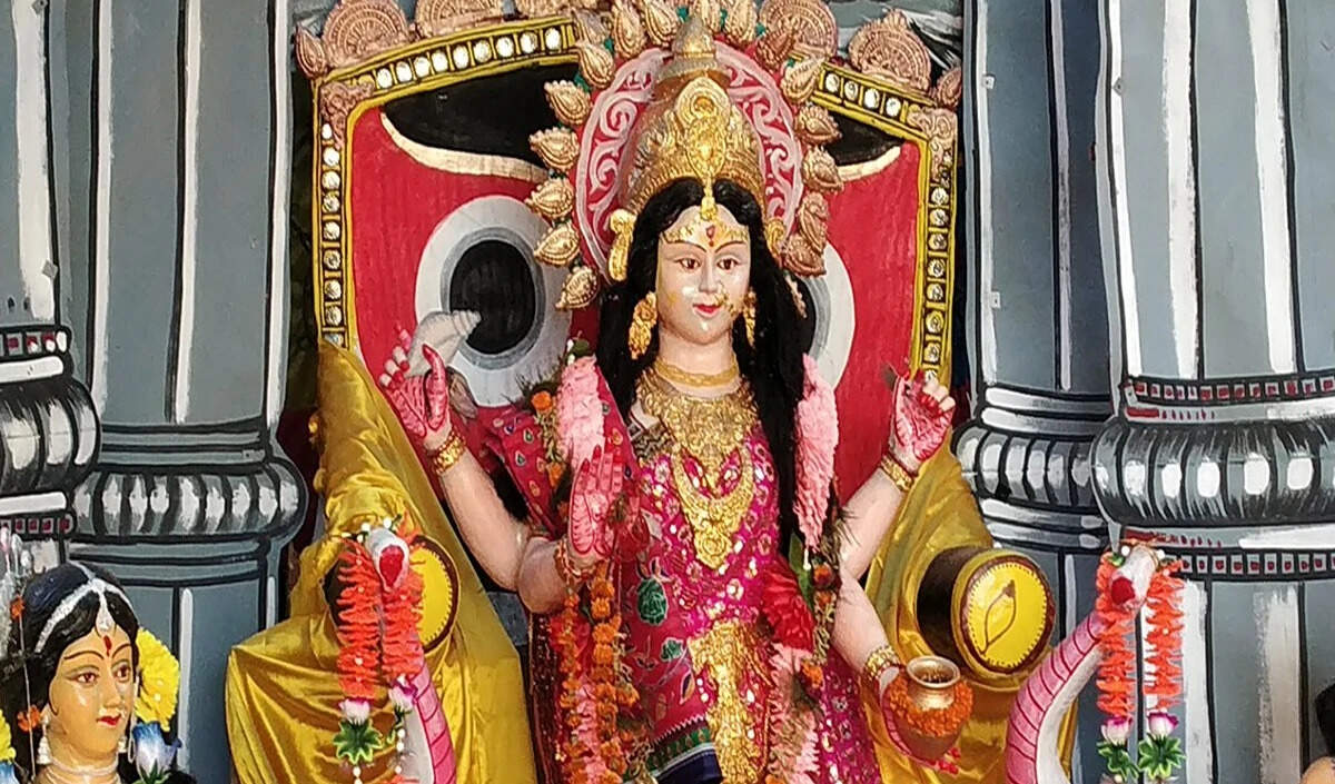 स्वप्न में मां दुर्गा के दर्शन का महत्व और संकेत