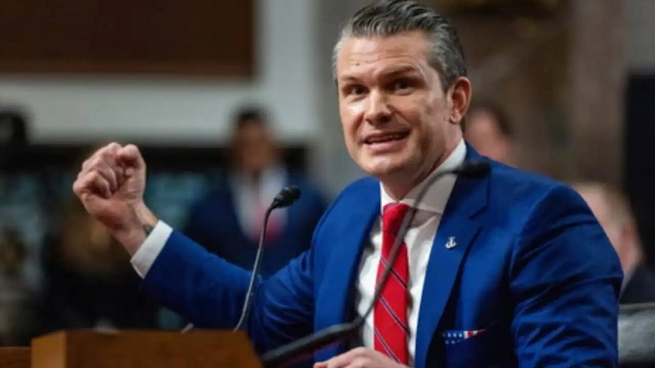 ईरान-अमेरिका संघर्ष: रक्षा मंत्री पीट हेगसेथ की गुप्त मुलाकात से बढ़ा तनाव