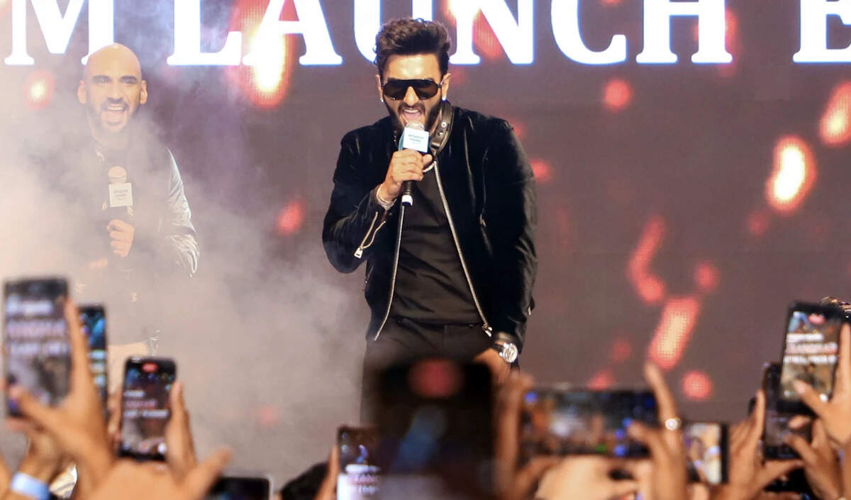 रणवीर सिंह की फिल्म 'धुरंधर' और 'लूटेरा' के बीच का दिलचस्प संबंध