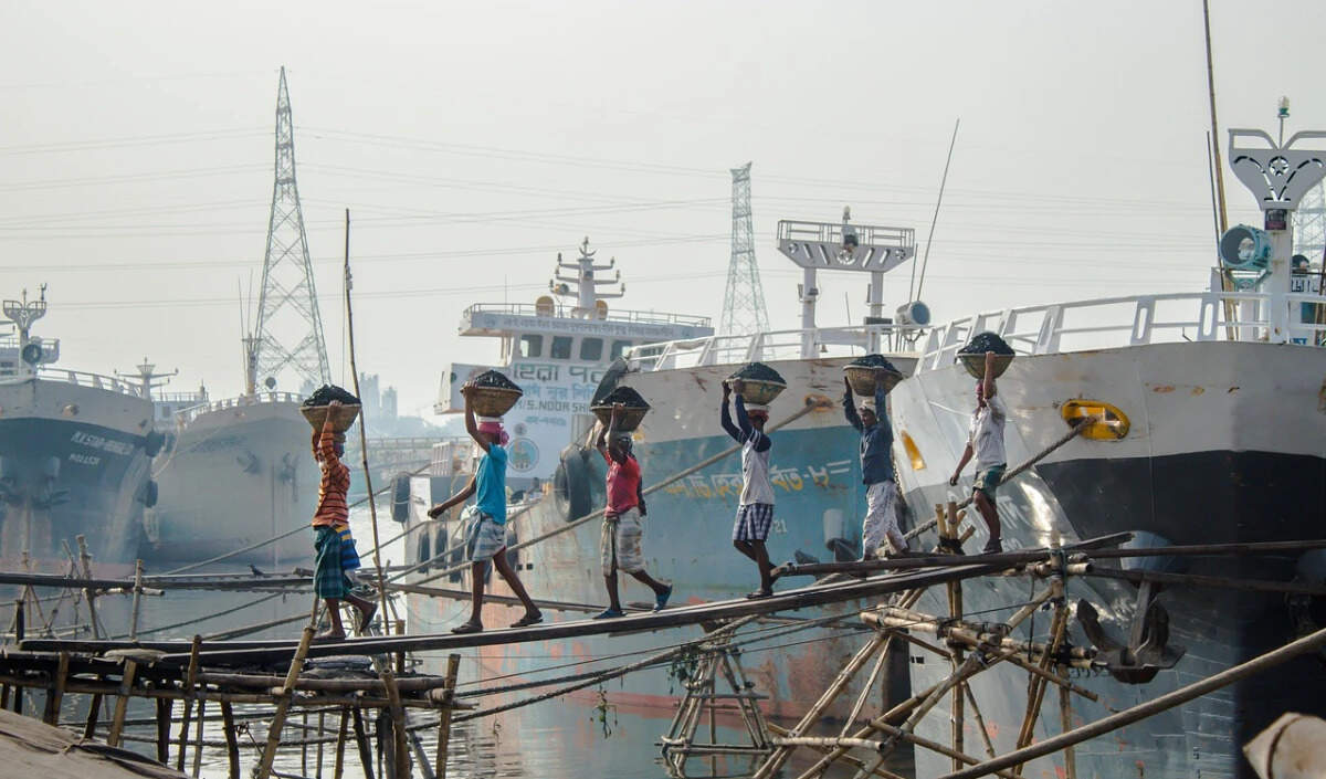 रघुराम राजन ने अमेरिका के साथ व्यापार वार्ता में कृषि क्षेत्र पर सतर्क रहने की सलाह दी