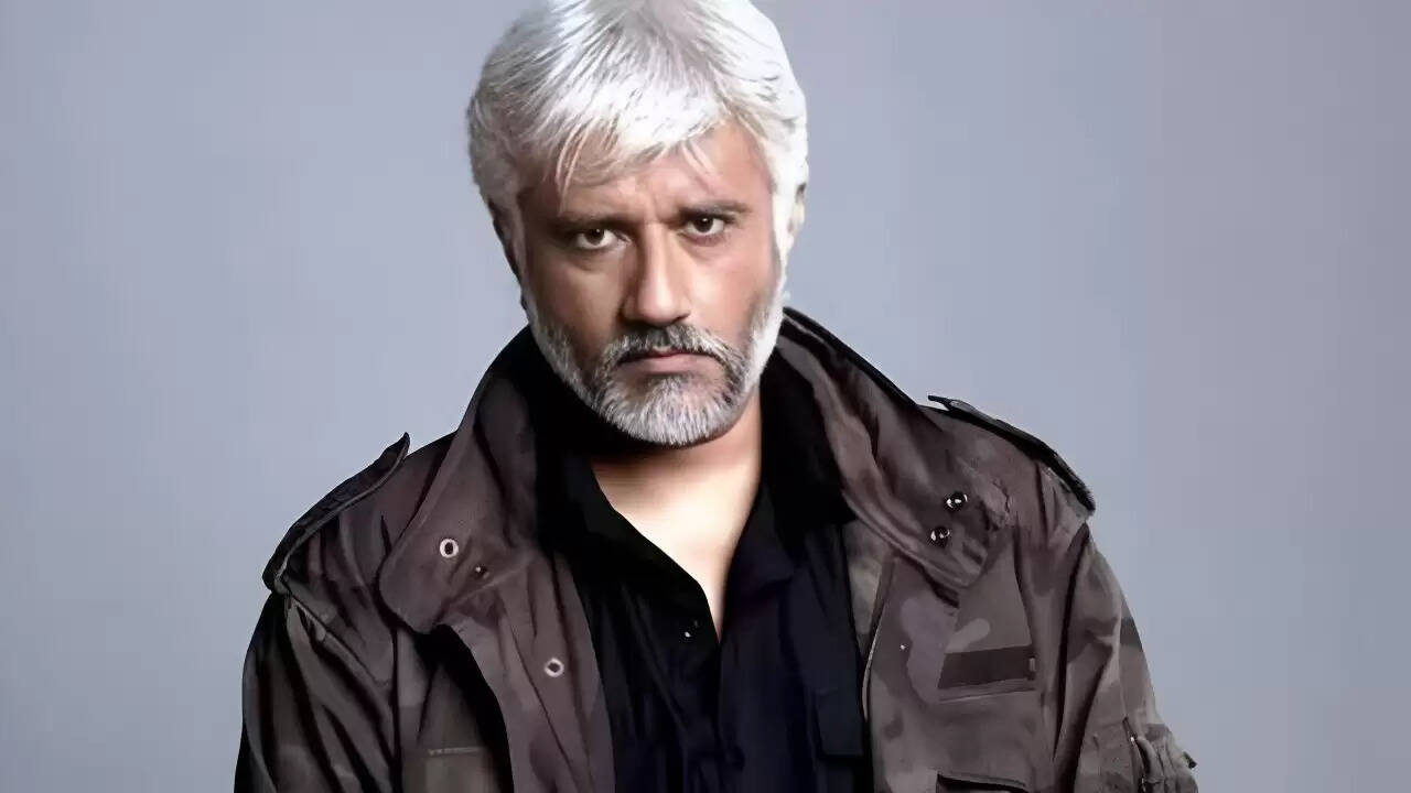 विक्रम भट्ट पर 30 करोड़ रुपये की धोखाधड़ी का मामला दर्ज