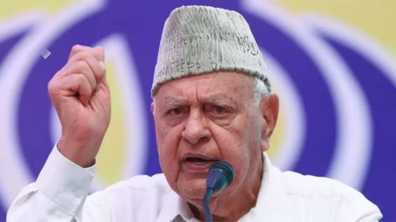 फारूक अब्दुल्ला का विवादास्पद बयान: आतंकवाद खत्म नहीं होगा, जब तक रिश्ते सुधर नहीं जाते