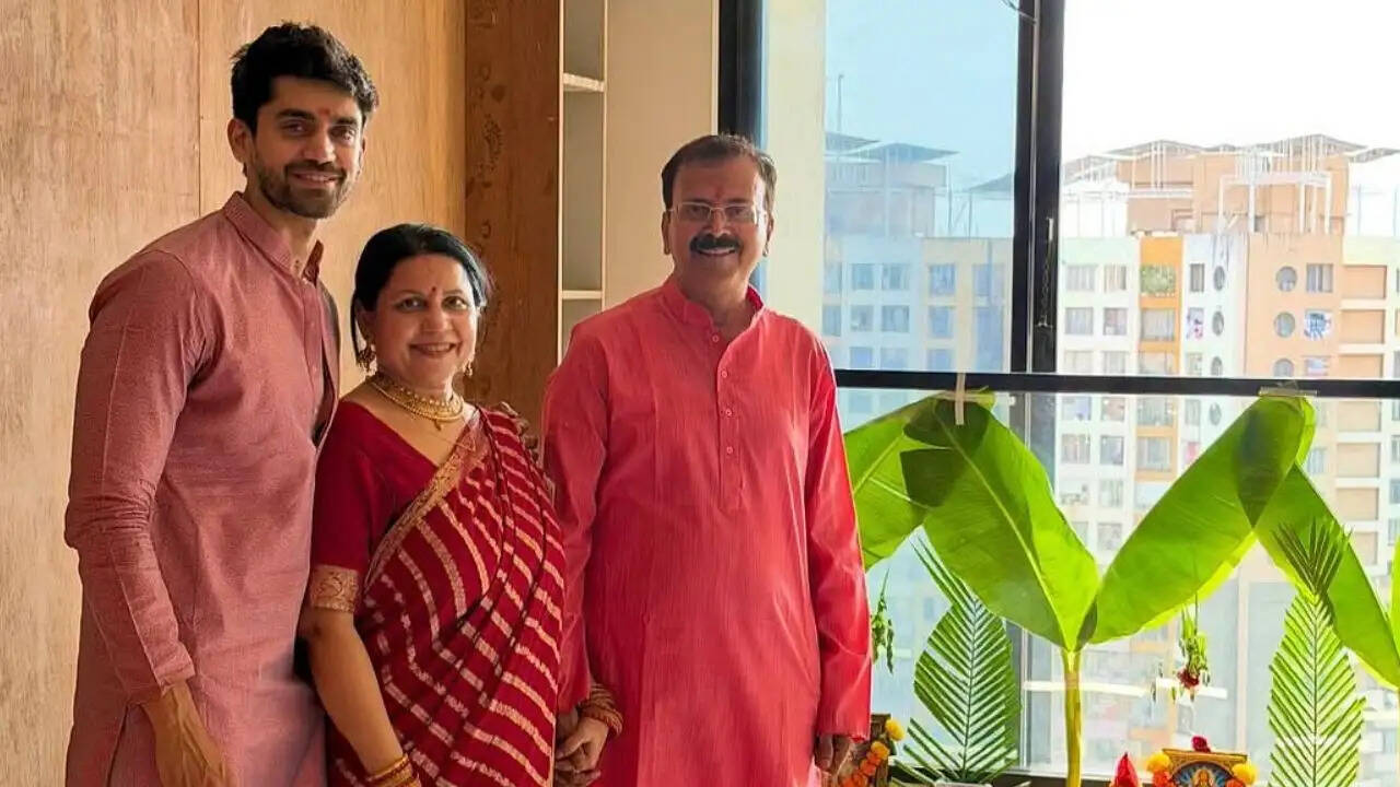 अविनाश मिश्रा ने मुंबई में खरीदा अपना पहला घर, 10 साल की मेहनत का फल