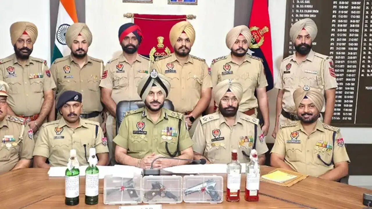 पंजाब में आईएसआई समर्थित आतंकियों का भंडाफोड़, 9 गिरफ्तार