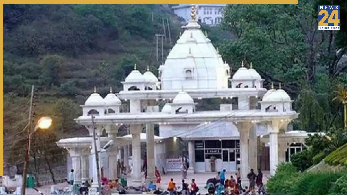 मां वैष्णो देवी यात्रा का पुनः शुभारंभ, भक्तों में खुशी की लहर