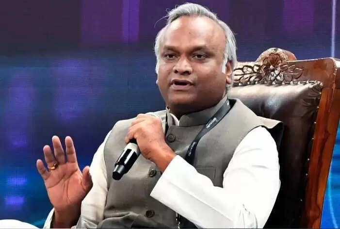 प्रियांक खड़गे का विवादास्पद बयान: RSS पर प्रतिबंध लगाने की चेतावनी